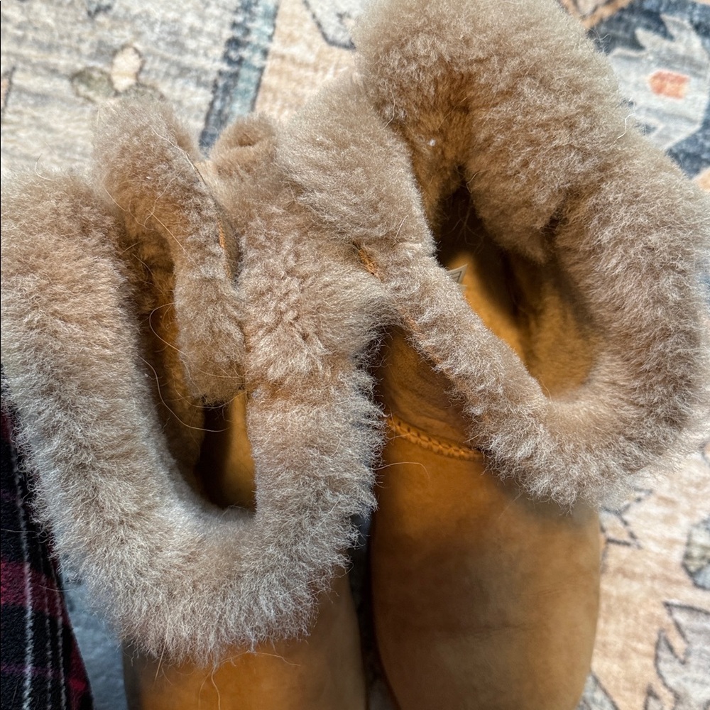 ugg boots size 10 - Picture 3 of 4